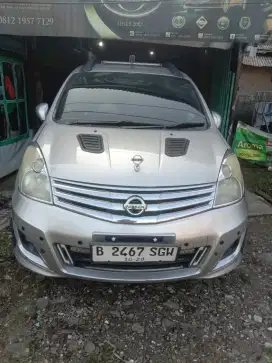 JUAL Nissan Grand Livina 1.5 XV Ultimate AT 2013