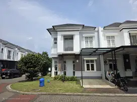 For Sale Rumah Hook The Savia Cluster Visana, ada Backyard nya