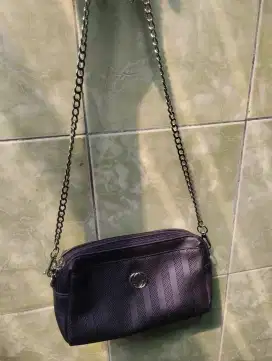 PRELOVED TAS SLEMPANG WANITA WARNA NAVY TALI RANTAI