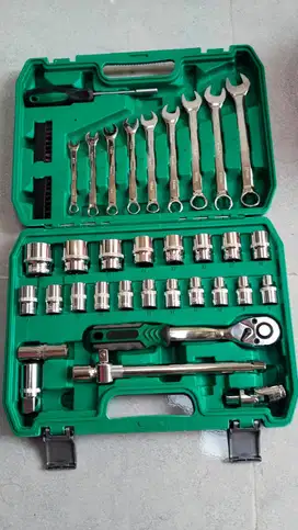 Jual Cepat Kunci Ring pas & Kunci sok 51 pcs merk ISKU 450rb nego (BU)