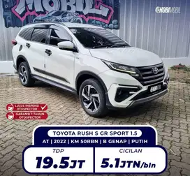 Toyota Rush GR Sport 1.5 AT 2022