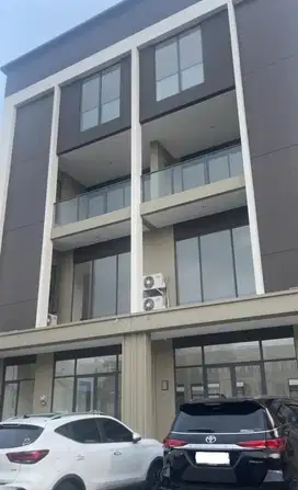 Sewa ruko studio loft gandeng 4 lantai Verona Junction, Gading Serpong