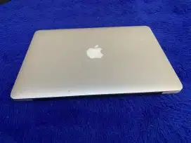 Macbook pro 2015 ex ibox pemakaian pribadi no minus
