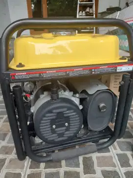 Dijual Genset 3500 Watt bekas rasa BARU