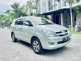 Toyota innova 2.0 V 2006 pmk Matic Tangan Satu Body Kempreng Orian Utu