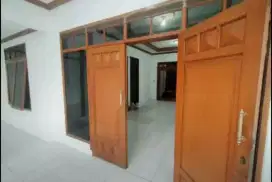 Disewakan rumah komplek permata cimahi
Lokasi tidak jauh dari KBP