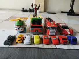 Mobil-mobilan mainan anak angkut semua