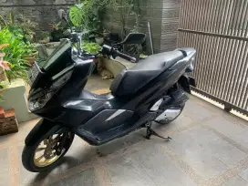 Jual Honda PCX 2020 Hitam plat D