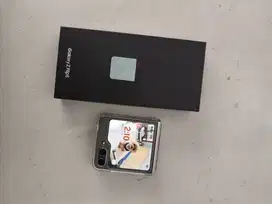 Samsung Z Flip 5 512 GB, minus fleksibel LCD dalem