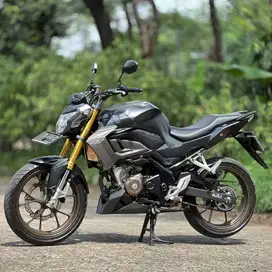 HONDA NEW CB 150R HITAM 2022 KM LOW PAJAK PANJANG NO MINUS