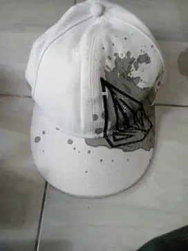 Jual topi volkom