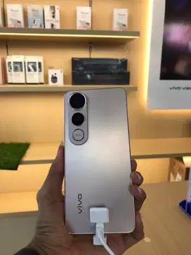 VIVO V50 LITE  RAM 8+8/128GB Free Gift dari saya langsung