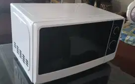 Microwave oven Sharp R220 MAWH. Low watt. BUKA KARDUS aja. No minus