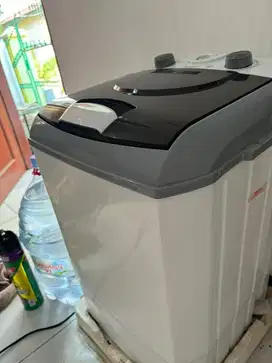 Mesin Cuci Arashi