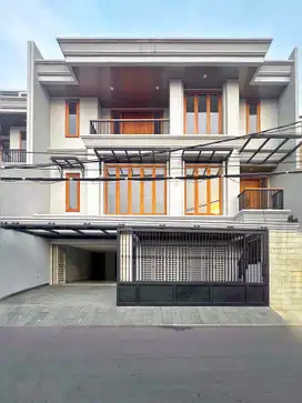 Rumah Baru Tropical Minimalis Di Cipete Jakarta Selatan
