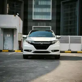HONDA HR-V PRESTIGE 1.8 CVT 2017 TERAWAT SIAP PAKAI HRGA MURAH KM ASLI