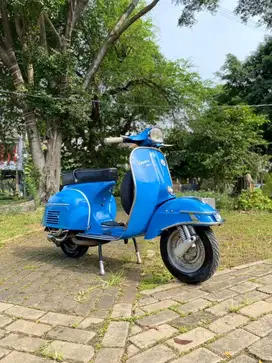 Vespa sprint 1970 asli biru