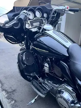 Harley Davidson Street Glide FLHX 2013