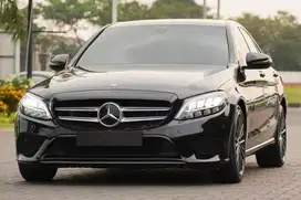 Rasa Baru! Mercedes Benz C200 EQ Boost 2019 Black 320i a200 x1