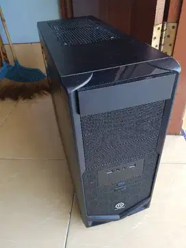 Casing Thermaltake V4 Black Edition ATX 3x fan