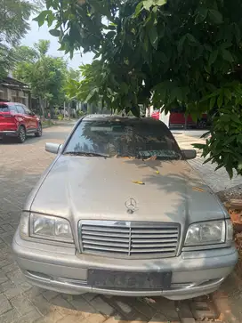 Mercedes-Benz C230 1998 Bensin