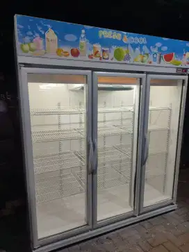 Siapa Cepat Dia Dapat,Showcase Chiller 3 Pintu GEA 1050 L