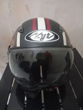HELM KYT CLASICO