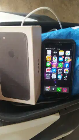 Handpone Iphone 7 / 128