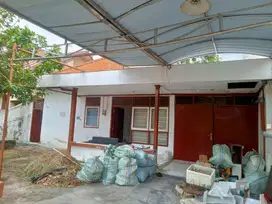 RUMAH LAMA MANYAR AIRDAS STRATEGIS, CARPORT, GARASI