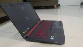 Jual Laptop Gaming Acer Nitro AN515-52 / Intel(R) Core(TM) i5-8300H