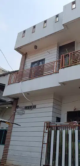 Rumah 3 Lantai Hadap Timur di Bandengan Utara Jakarta Barat