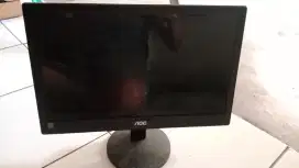 Monitor 14inc bonus keyboard