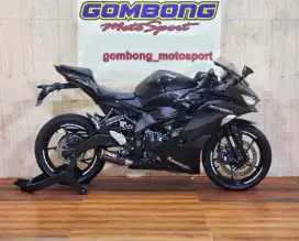 KAWASAKI ZX 25R 2021 . ZX25R . ZX25 R .