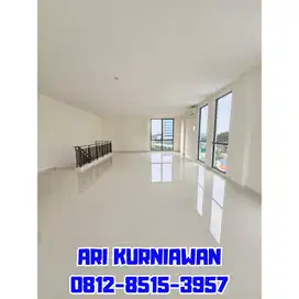 Disewakan terlaris VERONA Junction Hadap jalan 5x10 HADAP JALAN 2 lt