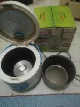 Magic com merek SoGO ukuran 1.liter baru seminggu beli no minus lengkp