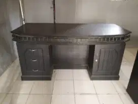 meja manajer uk 160 x 80 x 78 bahan multiplex lokasi siwalankerto sby
