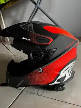 Helm airoh twist red