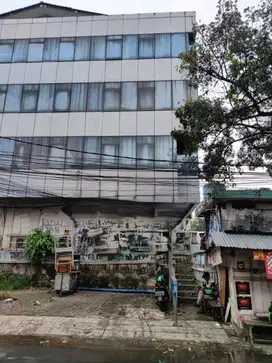 O DIJUAL/DISEWAKAN RUKO 4,5 LT. JALAN BALAI PUSTAKA TIMUR ,JAKTIM