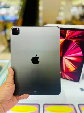 iPad Pro 11-inch Apple M1 chip (3rd Generation) Wi-Fi Space Gray