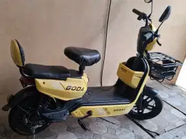 SEPEDA LISTRIK GODA