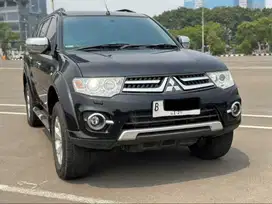 MITSUBISHI PAJERO DAKKAR 2013 HITAM DIJUAL CEPAT