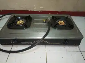 Kompor gas Rinnai 2 tungku + selang regulator