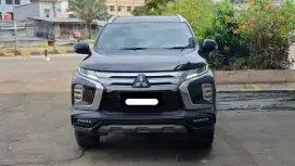 Mitsubishi pajero dakar 2021 hitam sunroof diesel tangan pertama
