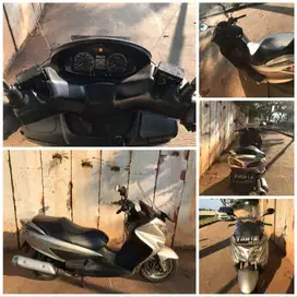 Burgman 200 tahun 2014
