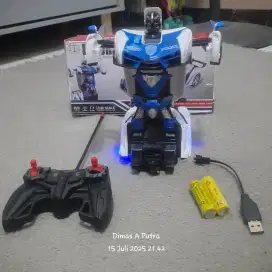Mobil Remote Control RC Transformer Robot Mainan Anak