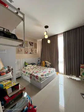 Wilson Rumah full furnish lingkungan dalam komplek di metland puri