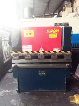 Mesin Bending / Tekuk Plat