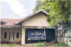 Rumah Luas 300 m2 di Sumedang Nyaman Strategis