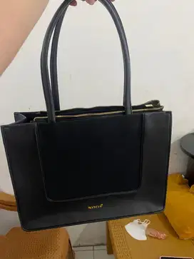 Tas laptop wanita karir