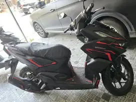 VARIO 160 ABS 2023 warna black doff